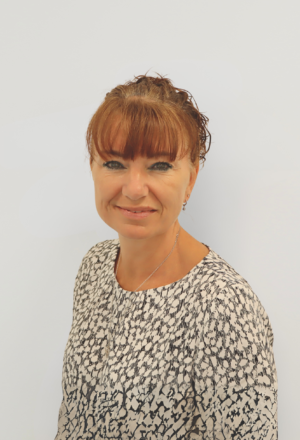 Portrait of Sally-Ann Biddlecombe